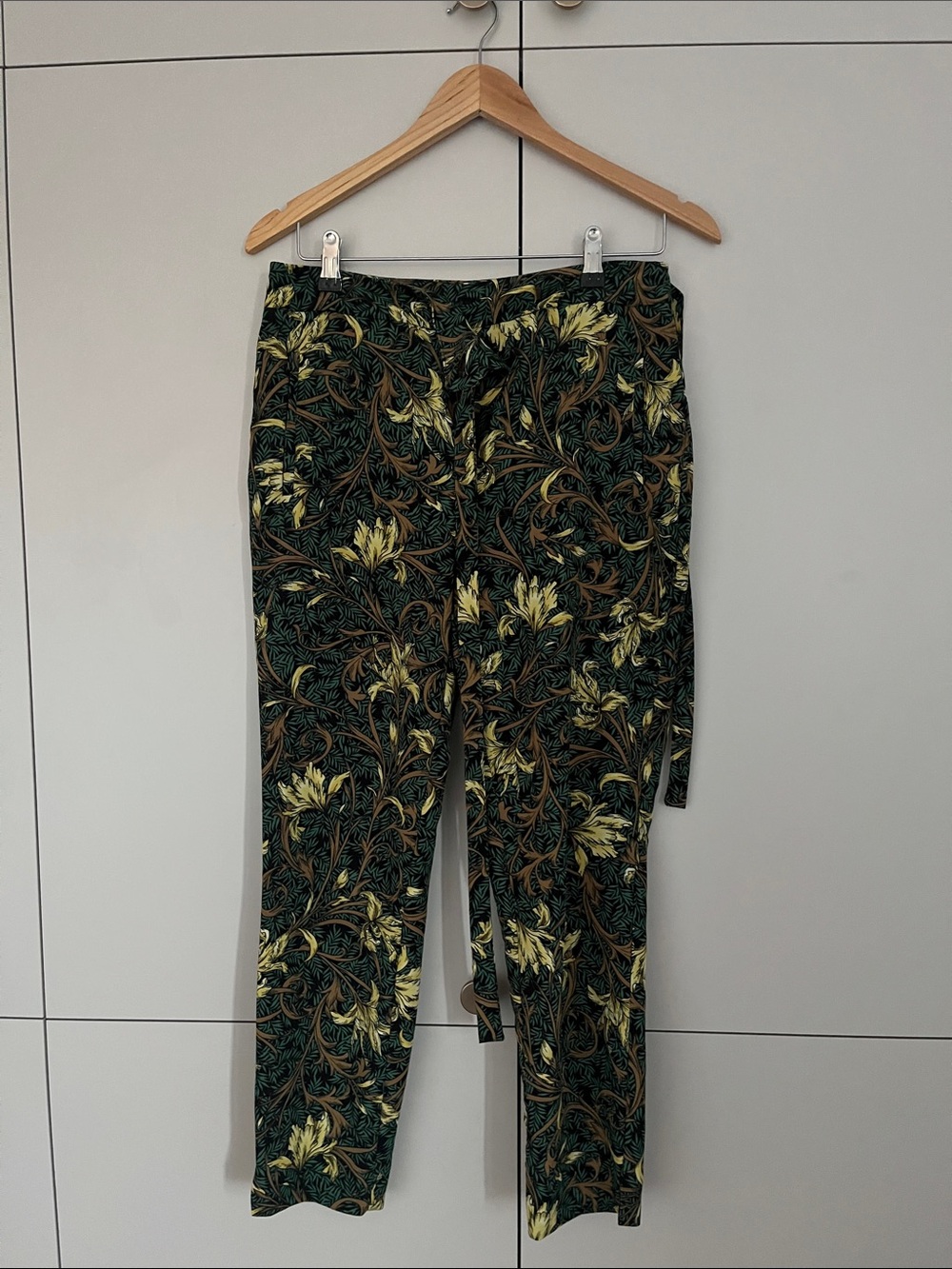 Zara Dark Green Floral Print Chinos